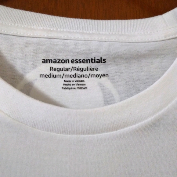 💥 CLOSET CLOSING SALE💥 Men's Graphic Tshirts-NWOT - Picture 3 of 6